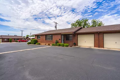 54 E 300 S #7, Saint George, UT 84790