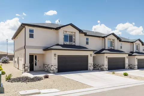 668 Fiddlers Cove Dr #12, Cedar City, UT 84721