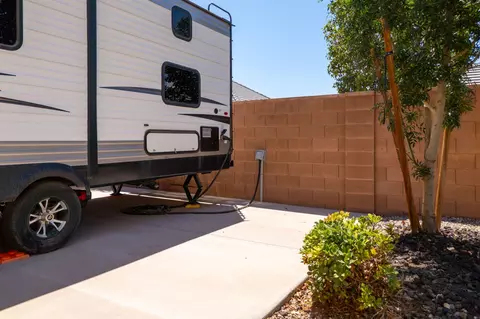 Exterior - 4044 S 490 E, Washington, UT 84780 photo 6 of 6