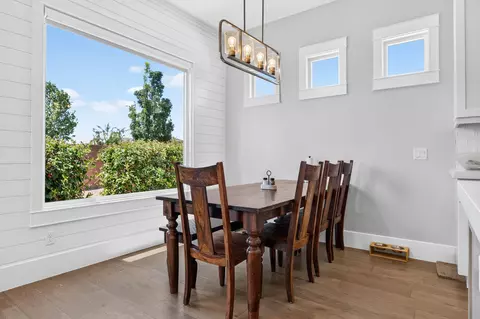 Dining - 4044 S 490 E, Washington, UT 84780 photo 1 of 1