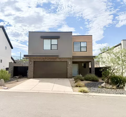 1610 S Ripple Rock Dr, Washington, UT 84780