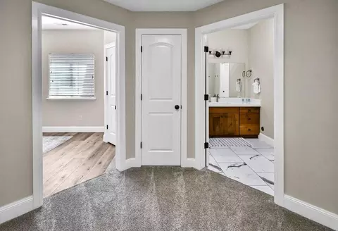 Entry Way - 407 E 950 N, Richfield, UT 84701 photo 3 of 5