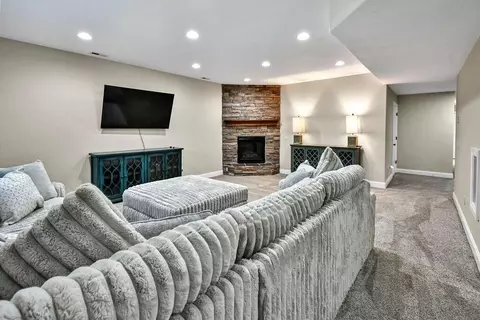 Living - 407 E 950 N, Richfield, UT 84701 photo 4 of 5