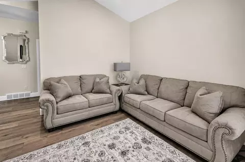 Living - 407 E 950 N, Richfield, UT 84701 photo 2 of 5