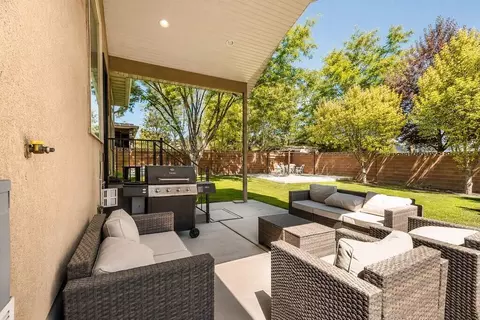 Exterior - 407 E 950 N, Richfield, UT 84701 photo 9 of 11