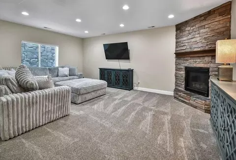 Living - 407 E 950 N, Richfield, UT 84701 photo 3 of 5