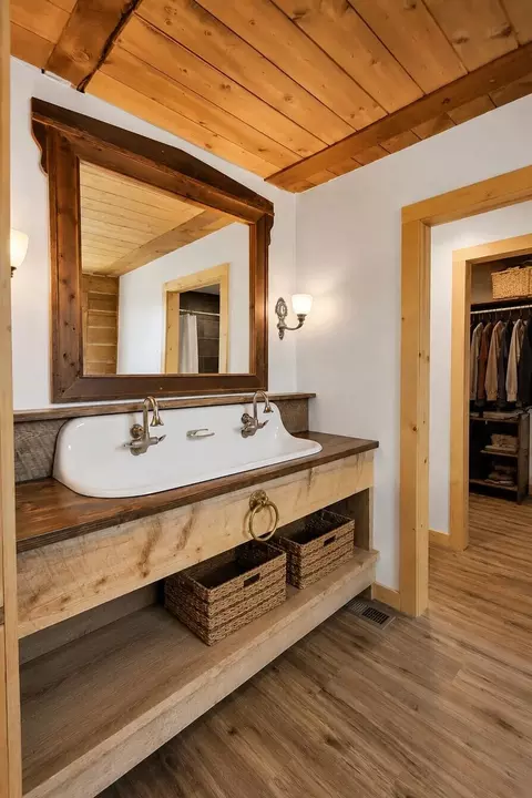 Bath - 544 E 600 S, Joseph, UT 84739 photo 3 of 5