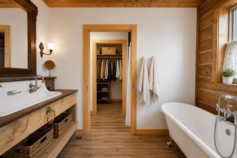 Bath - 544 E 600 S, Joseph, UT 84739 photo 2 of 5