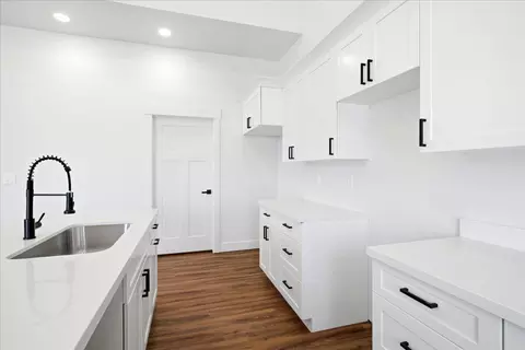 Entry Way - 460 E 400 N, Payson, UT 84651 photo 1 of 1