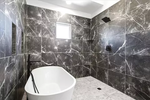 Bath - 460 E 400 N, Payson, UT 84651 photo 2 of 4