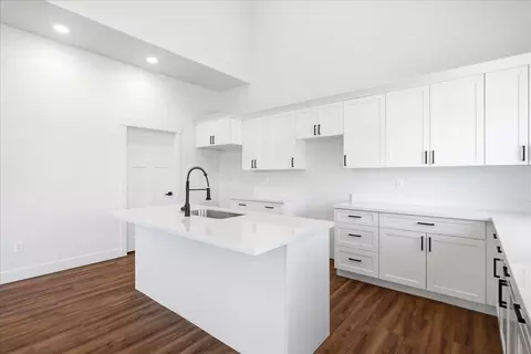 Kitchen - 460 E 400 N, Payson, UT 84651 photo 1 of 2