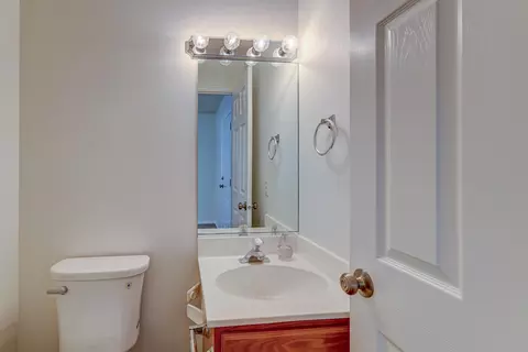 Bath - 222 E 650 S, Ivins, UT 84738 photo 3 of 3