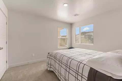 Bedroom - 4101 E Phobos Ln, Saint George, UT 84790 photo 4 of 7