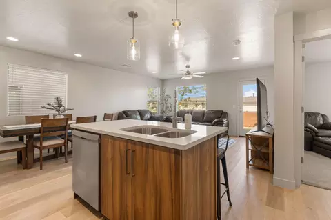 Kitchen - 4101 E Phobos Ln, Saint George, UT 84790 photo 4 of 4