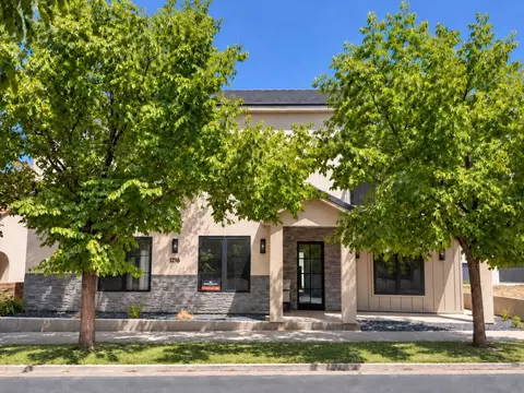 4216 W Hampshire Rd, Hurricane, UT 84737