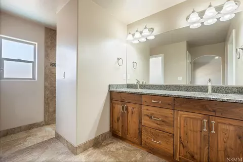 Bath - 681 N 75 E, La Verkin, UT 84745 photo 1 of 2