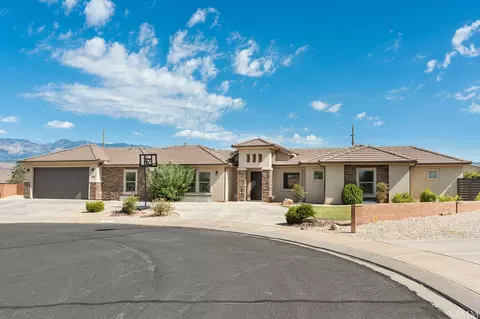 Exterior - 681 N 75 E, La Verkin, UT 84745 photo 2 of 8