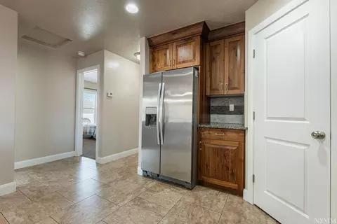 Entry Way - 681 N 75 E, La Verkin, UT 84745 photo 1 of 2