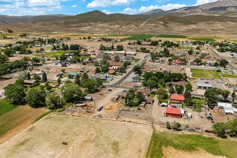 View/Area - 175 S 100 E, Circleville, UT 84723 photo 3 of 6