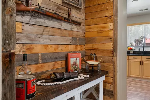 Entry Way - 175 S 100 E, Circleville, UT 84723 photo 1 of 1