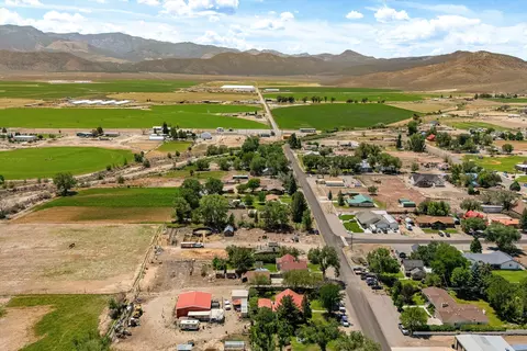 View/Area - 175 S 100 E, Circleville, UT 84723 photo 4 of 6