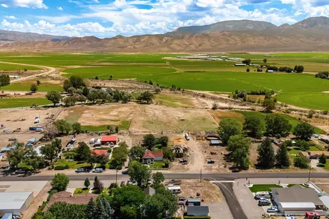 View/Area - 175 S 100 E, Circleville, UT 84723 photo 5 of 6