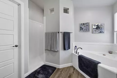Bath - 3471 E 3230 South St, Saint George, UT 84790 photo 4 of 6