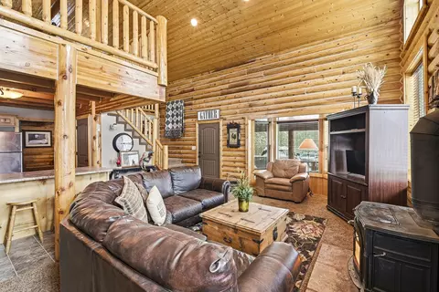 Living - 4642 S 2275 E, Cedar City, UT 84720 photo 7 of 10