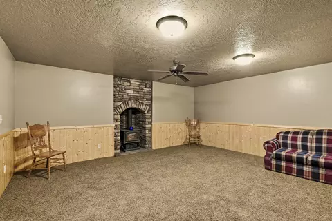 Living - 4642 S 2275 E, Cedar City, UT 84720 photo 9 of 10