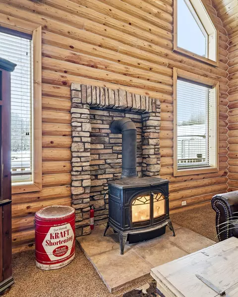 Living - 4642 S 2275 E, Cedar City, UT 84720 photo 4 of 10