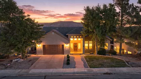 985 S Mulberry Dr, Toquerville, UT 84774