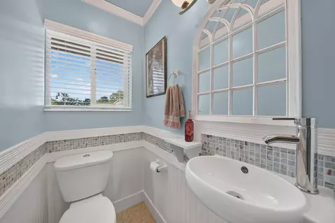 Bath - 1669 E 8685 S, Sandy, UT 84093 photo 1 of 5