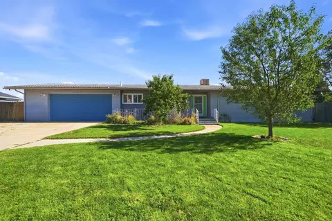 Exterior - 1669 E 8685 S, Sandy, UT 84093 photo 1 of 9