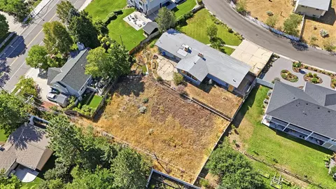 View/Area - 1669 E 8685 S, Sandy, UT 84093 photo 4 of 11