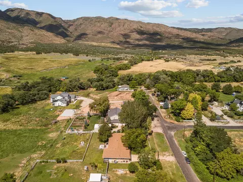 View/Area - 20 E 100 S, New Harmony, UT 84757 photo 8 of 11