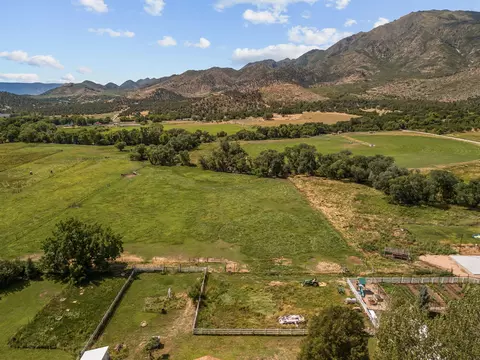 View/Area - 20 E 100 S, New Harmony, UT 84757 photo 10 of 11