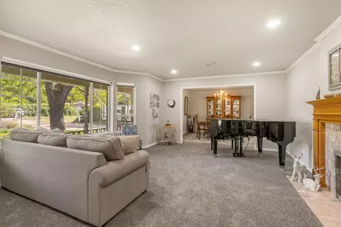 Living - 20 E 100 S, New Harmony, UT 84757 photo 5 of 5