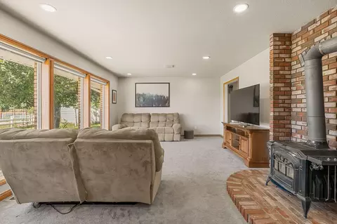 Living - 20 E 100 S, New Harmony, UT 84757 photo 3 of 5