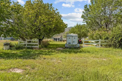 Exterior - 20 E 100 S, New Harmony, UT 84757 photo 15 of 15