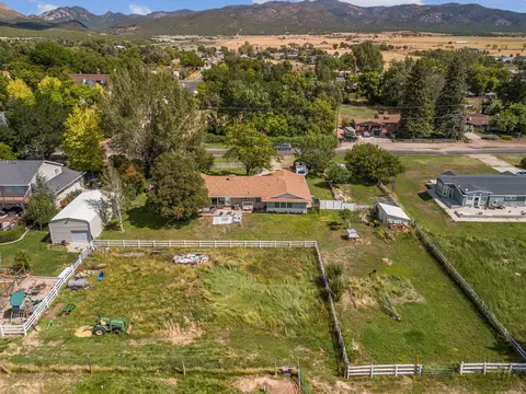 View/Area - 20 E 100 S, New Harmony, UT 84757 photo 5 of 11