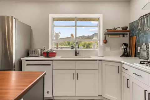 Kitchen - 20 E 100 S, New Harmony, UT 84757 photo 2 of 5
