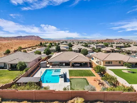 View/Area - 1095 E 3685 S, Washington, UT 84780 photo 4 of 6