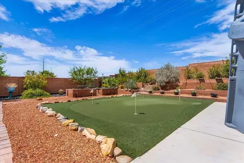 Exterior - 1095 E 3685 S, Washington, UT 84780 photo 5 of 9