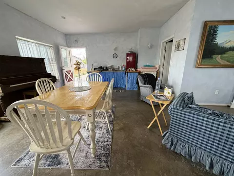 Dining - 248 E 50 S, Tropic, UT 84776 photo 2 of 3