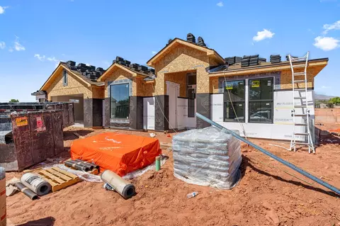 2357 Patricia Dr, Santa Clara, UT 84765
