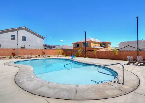 Exterior - 379 N Puerta Dr, Washington, UT 84780 photo 19 of 23