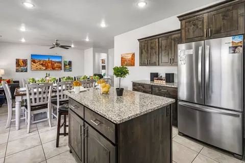Kitchen - 379 N Puerta Dr, Washington, UT 84780 photo 1 of 4