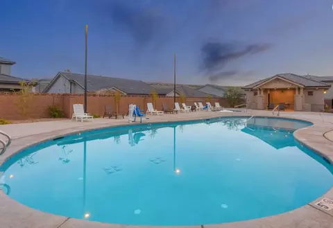 Exterior - 379 N Puerta Dr, Washington, UT 84780 photo 15 of 23
