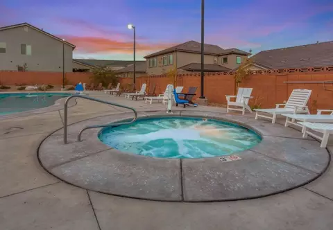 Exterior - 379 N Puerta Dr, Washington, UT 84780 photo 18 of 23