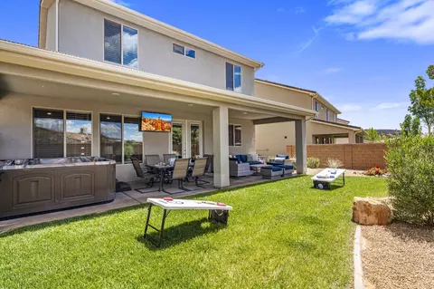 Exterior - 379 N Puerta Dr, Washington, UT 84780 photo 11 of 23